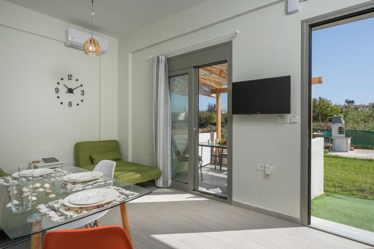 Sea Breeze Apartments Kolymbari Exterior photo